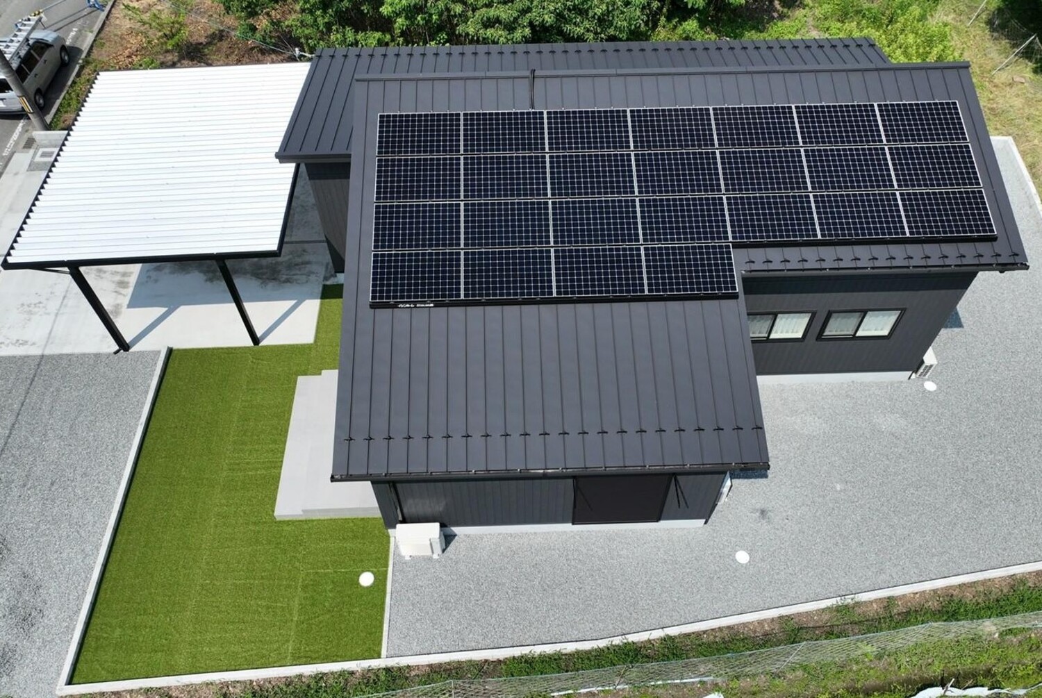 子育て世帯の和モダン平屋住宅～マキシオン大型ソーラー発電10.0kW搭載～
