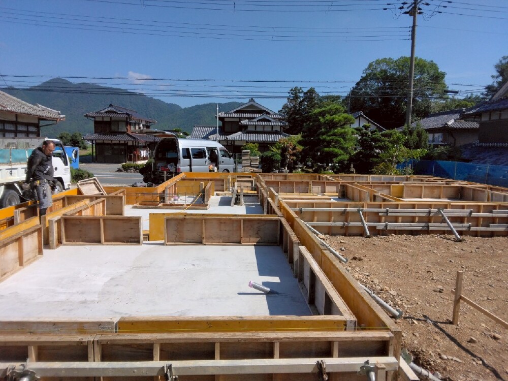 基礎工事