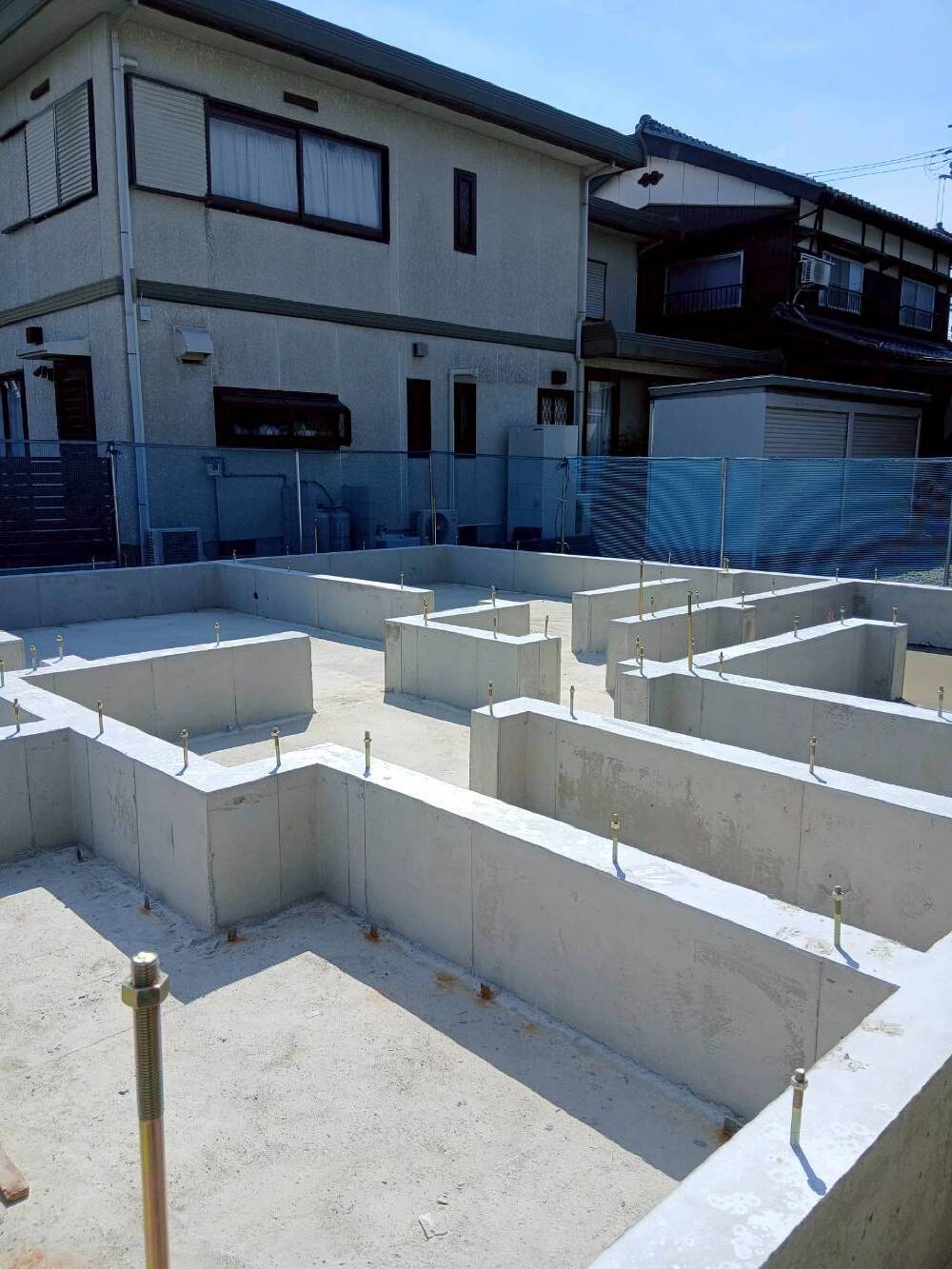 基礎工事