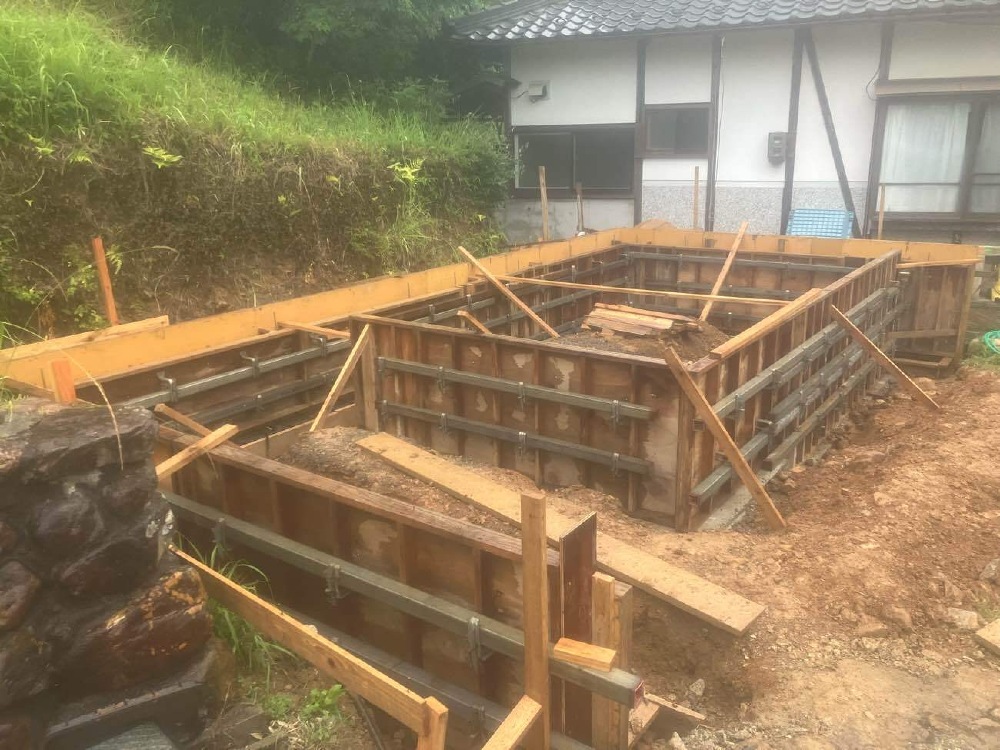 基礎工事