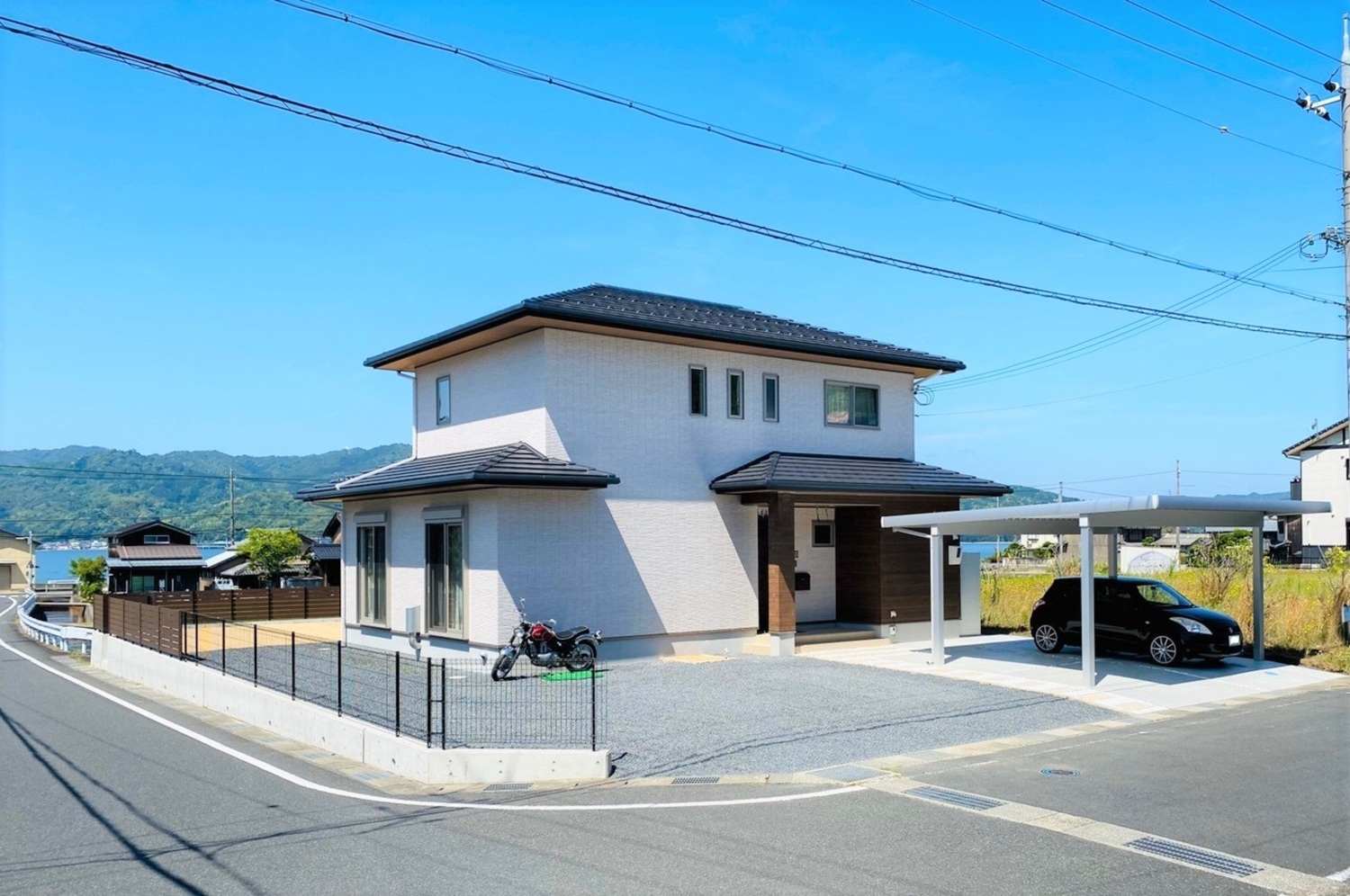 落ち着き空間と趣味空間を楽しく過ごすお住まい