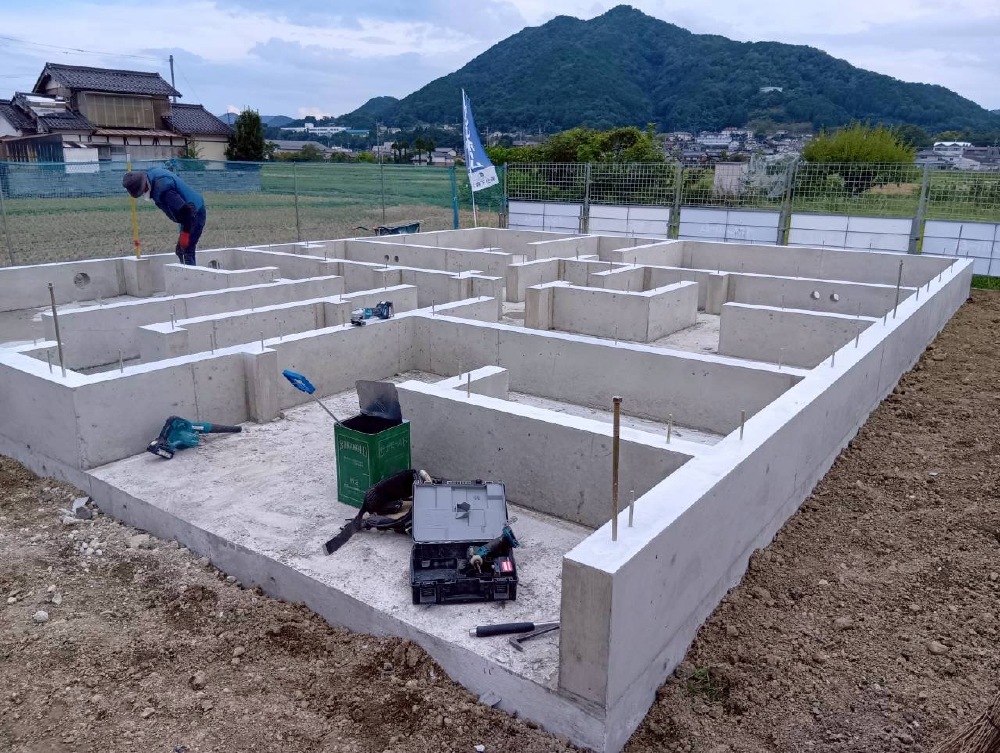 基礎工事