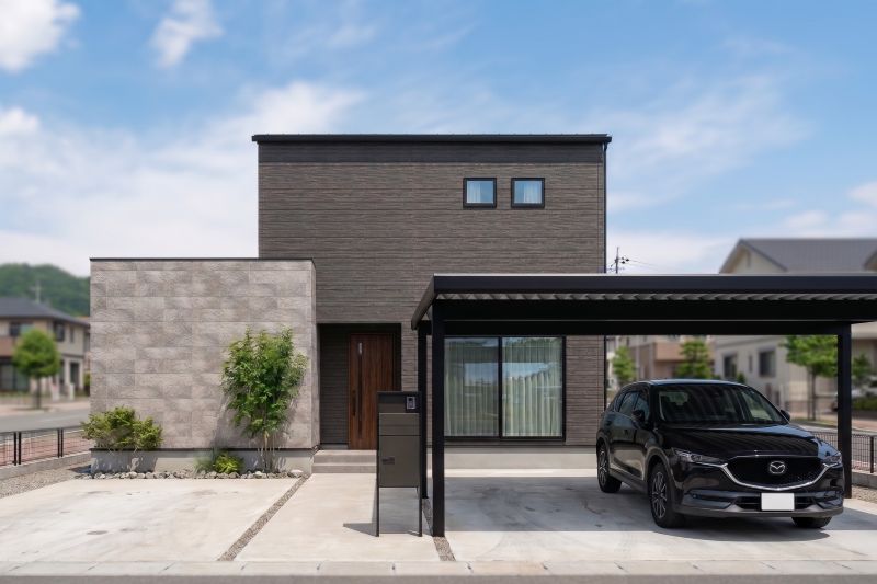 PIT LIVING HOUSE 外観